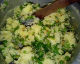 A picture of step 1 of Mashed Potatoes Patties.