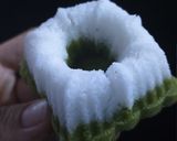 Foto langkah ke 5 dari resep Putu Ayu Pandan / Merah Putih.