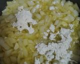 A picture of step 3 of Patatas Bravas 🥔🌶️.
