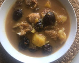 Foto del paso 9 de la receta: Guisado de cordero 🐑 con verduras y ciruelas