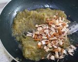 A picture of step 5 of Lauki ka halwa bina milk nd khoye ka.