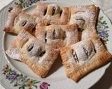 Foto del passaggio 4 della ricetta Sfogliatine di ricotta e cioccolato fondente