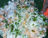 Foto langkah ke 4 dari resep Buntil Daun Pepaya Teri Medan Tanpa Pahit.