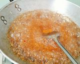 Hình bước làm 2 của món Sườn cọng xào mặn (món chay)