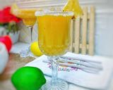 Mango pineapple smoothiematakin girki1 hoto