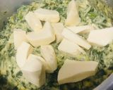 Foto del paso 4 de la receta: PURÉ CREMOSO DE BATATA 🍠 ACELGA 🥬 Y QUESOS 🧀🧀(Mi humilde receta 200) 👏💖💯+💯💗😉