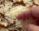 Foto langkah ke 5 dari resep Cheesy Cakue Pizza.