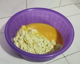 Foto langkah ke 4 dari resep Martabak Tahu Rasa Kari.