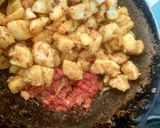 A picture of step 4 of Masala aloo / spicy potato.