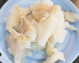 Foto del paso 3 de la receta: Plumas con Bacalao y alioli gratinado