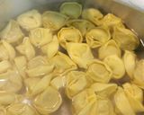 Foto del paso 3 de la receta: Tortelloni de carne al Funghi porcini