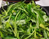 Foto langkah ke 2 dari resep Tumis Kangkung Belly.