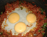 முட்டை கொத்து சப்பாத்தி ரெசிபி ஸ்டேப் 4 புகைப்படம்