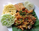 Foto langkah ke 5 dari resep Pecel Madiun.