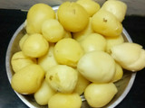 લસણિયા બટાકા નું શાક (Lasaniya Bataka Shak Recipe In Gujarati)