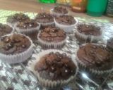 Foto langkah ke 6 dari resep Muffin Cokelat Empuk-Lembab-Enaaakkkk.