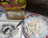 Foto langkah ke 2 dari resep Pisang Goreng Wijen.