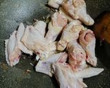 Foto langkah ke 2 dari resep Ayam Kecap Mentega.