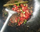 Foto langkah ke 4 dari resep Paru masak daun kari.
