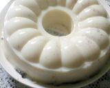 Foto langkah ke 4 dari resep Puding Susu Oreo.