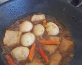 Foto langkah ke 5 dari resep Semur Telor Tahu hemat sederhana.