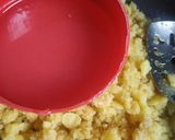 मूग डाळ बर्फी (moong dal barfi recipe in marathi) रेसिपी स्टेप 4 फोटो