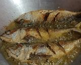 Foto langkah ke 1 dari resep Semur Ikan Kembung.
