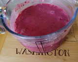 Foto del paso 2 de la receta: Smoothie de Barbie de frutos rojos