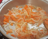 Foto del paso 3 de la receta: Conejo guisado al vino y mostaza, con champiñones y zanahoria