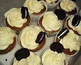 Foto del paso 2 de la receta: Cupcakes de Oreo (con buttercream de chocolate blanco/buttercrea