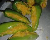 भरवा मिर्ची (bharwan mirchi recipe in Hindi) रेसिपी चरण 3 फोटो