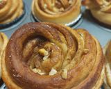 Kakaós vagy fahéjas cruffin recept fázis 7 fotója