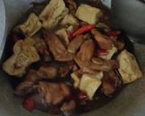 Foto langkah ke 5 dari resep Ayam, Tahu Masak Kecap.