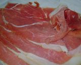 Foto del paso 3 de la receta: Pizza con rúcula, crudo y mozzarella