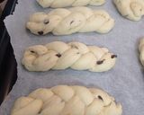 Foto del paso 6 de la receta Trenzas y caracolas de pan dulce con pepitas de chocolate 🎄