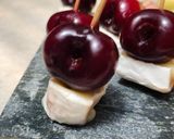 Foto del paso 6 de la receta: 🍓🍑🍈🍒Pinchos de fruta, queso y fiambres🍒🍈🍑🍓