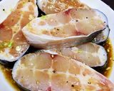 Hình bước làm 1 của món Cá Ba Sa Kho Tiêu