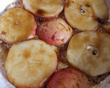 Foto del paso 2 de la receta: Peras asadas con bizcocho dorado y salsa de oporto