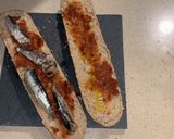 A picture of step 4 of Sardine and Caramelized Onion Sandwich.