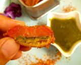 A picture of step 7 of Tomato chutney pakora😍.