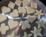 Foto del paso 3 de la receta: Galletitas de limón sin tacc bañadas con glacé