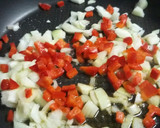 Foto del paso 1 de la receta: Fideüa con extra de marisco