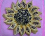 Hình bước làm 3 của món Bánh nhân thịt phomai
