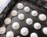 Hình bước làm 4 của món 💚 Bánh Mochi Trà Xanh Nhân Đậu Đỏ Bọc Kem Sữa (Matcha Cream Daifuku)