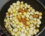 A picture of step 3 of Chatpaty roasted makhany-peanut.