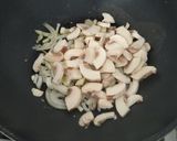 Une image de l'étape 1 de Poulet à la king.