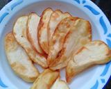 Foto langkah ke 2 dari resep Ubi Goreng Bawang.