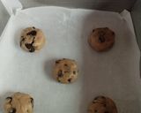 Foto del paso 6 de la receta: Cookies de chips de chocolate: crujientes por fuera y blandas por dentro!❤️🍫