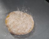 गाजर पराठा (gajar paratha recipe in marathi) रेसिपी स्टेप 3 फोटो 
