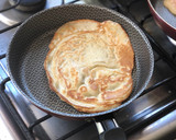 Foto del paso 2 de la receta: Filhoas o Frilloas o Crepes o Panqueques franceses